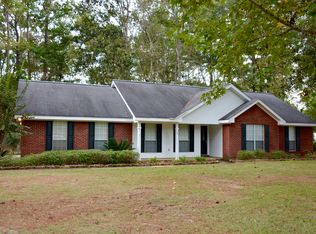 139 Meadowood St, Petal, MS 39465