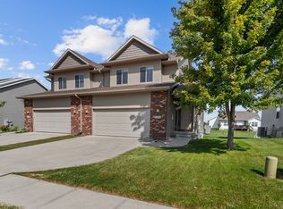 1320 Whipple Ct, North Liberty, IA 52317
