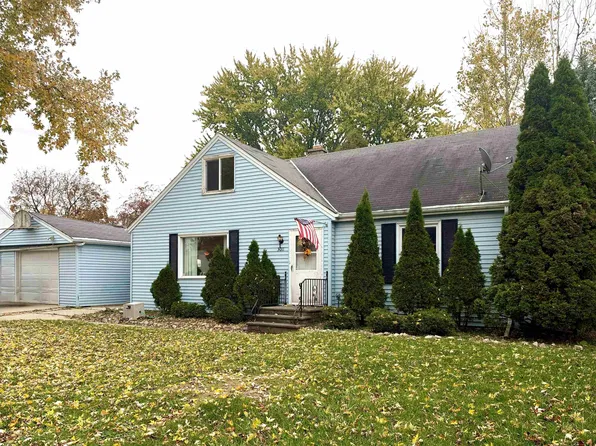 3011 Linck Ct, Green Bay, WI 54301
