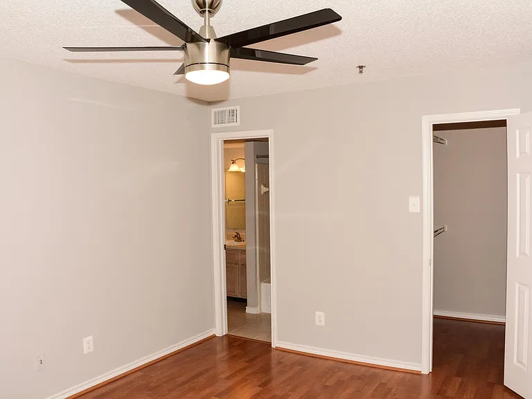 1524 Lincoln Way #429 — Photo 4