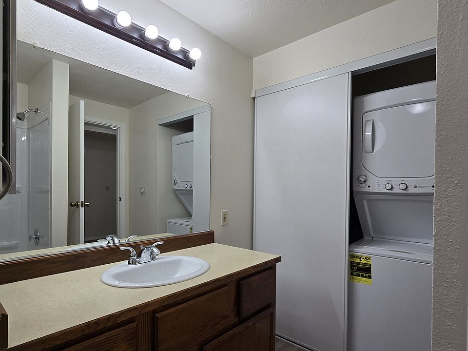In unit washer and dryer