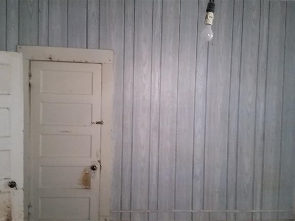 5th image of 408 E 7th St