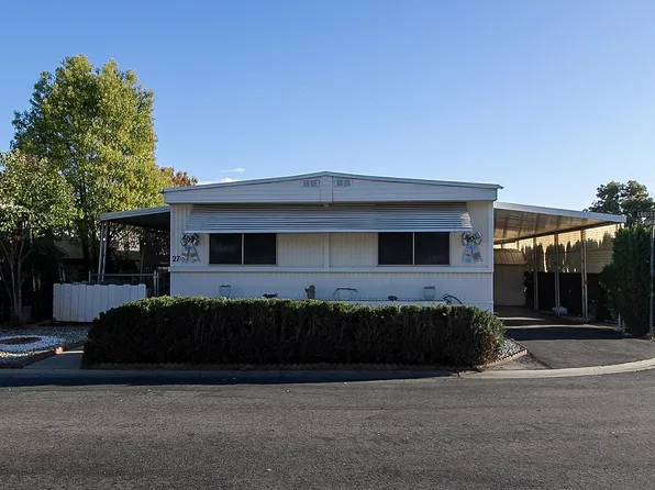 221 W Herndon Ave Space 27, Pinedale, CA 93650