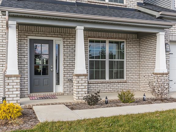 2nd image of 6125 Grey Oak Ln