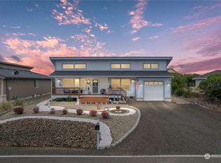 1211 E Ocean Shores Blvd SW, Ocean Shores, WA 98569