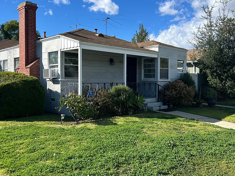 5003 Fulton Ave — Photo 17