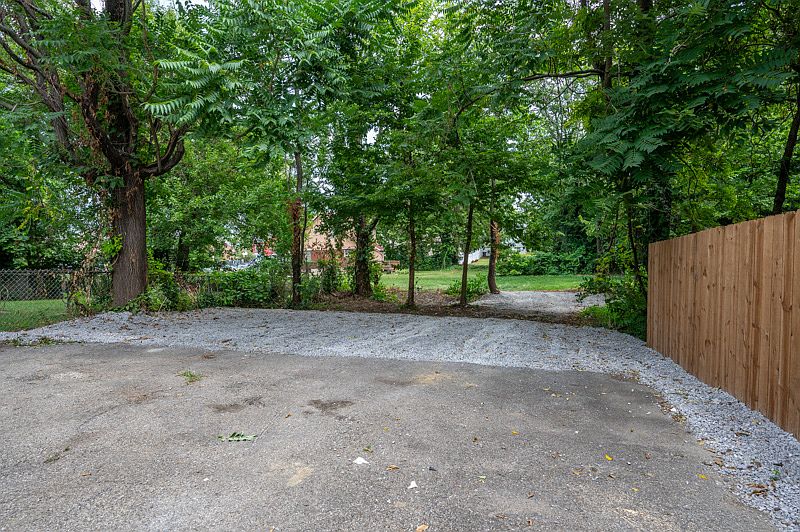 2nd image of 2714 Euclid Ave