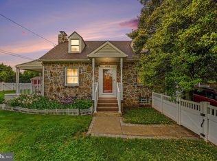 683 Ridge Rd, Spring City, PA 19475