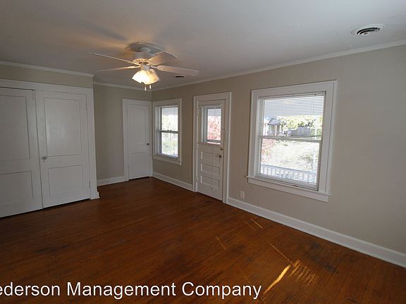 3rd image of 4008 Charlotte St Fl 2