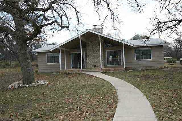 1st image of 102 N Shorewood Dr