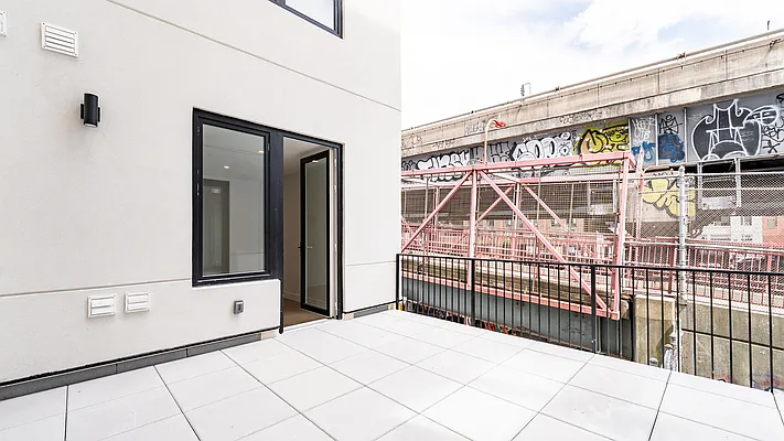 Rented by Nooklyn NYC LLC | media 20