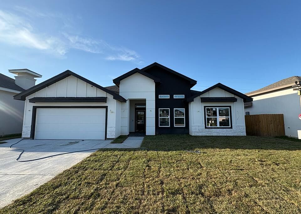1st image of 4687 River Oak Cir