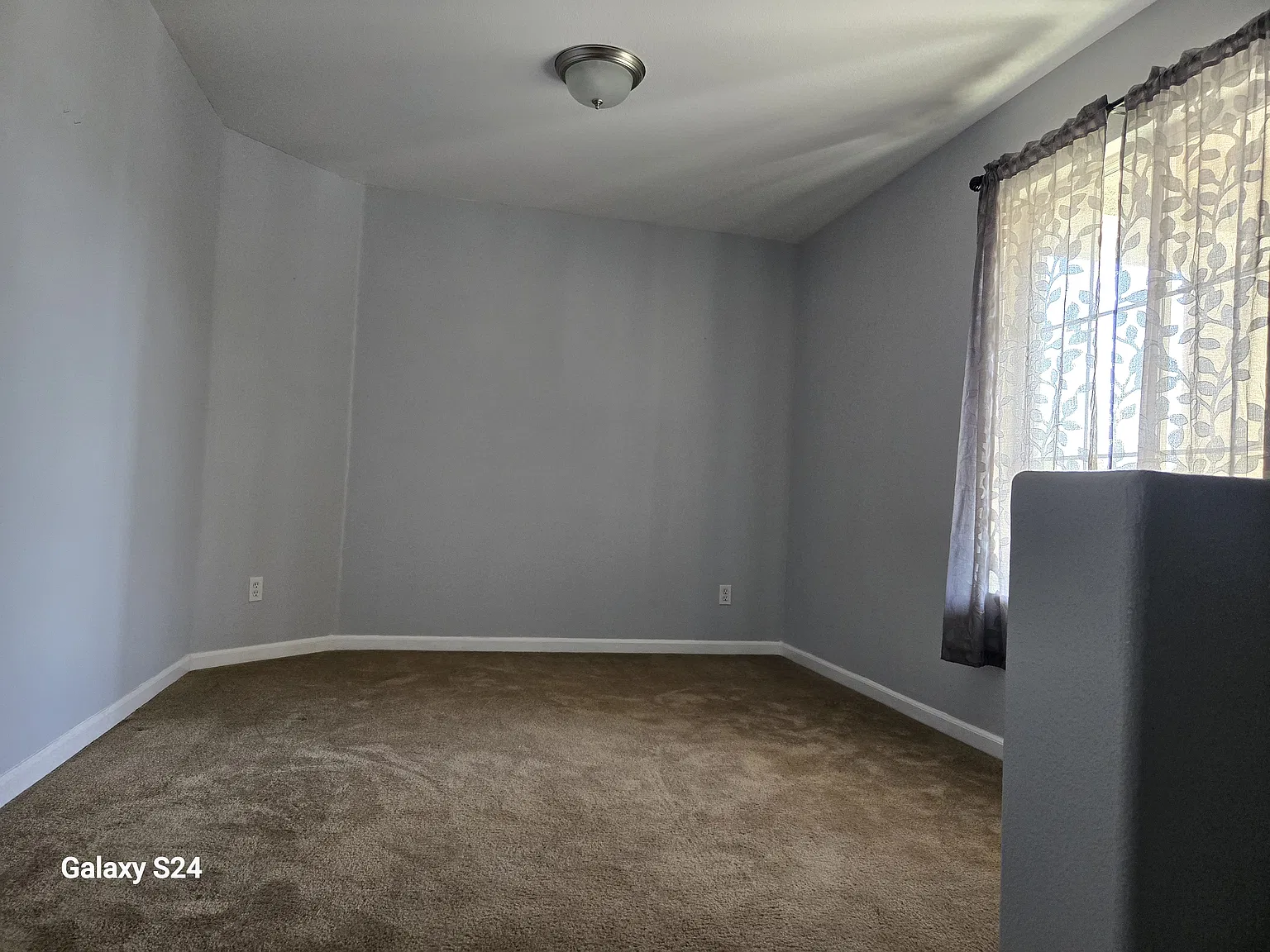 3 bed, 1715 sqft, $2,500 — Photo 4