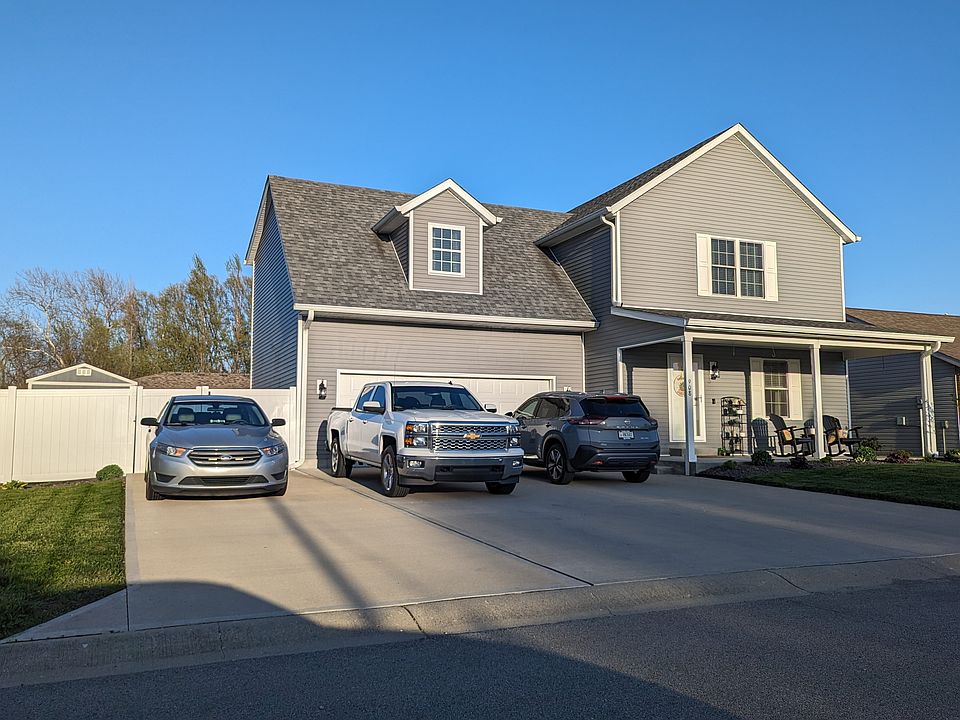 1st image of 908 S Creek Dr W