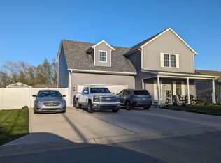 908 S Creek Dr W, Greensburg, IN 47240