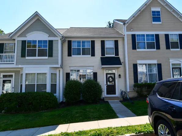 11627 Nellings Pl, Woodbridge, VA 22192