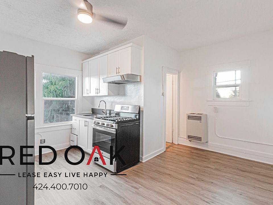 1st image of 719 N Heliotrope Dr APT 207