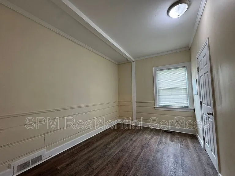 304 N 11th St #C — Photo 7