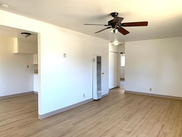 Sunnyslope 1451 — Photo 18