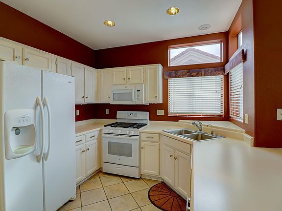 3rd image of 13413 W Caraway Dr