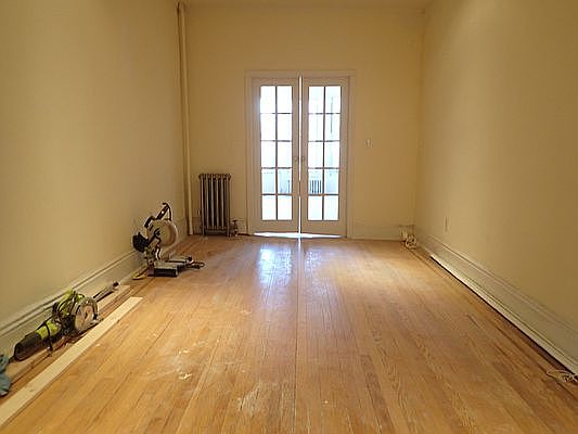 4th image of 219 5th Ave APT 3R