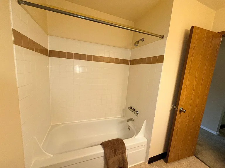 4815 SE Railroad Ave — Photo 17