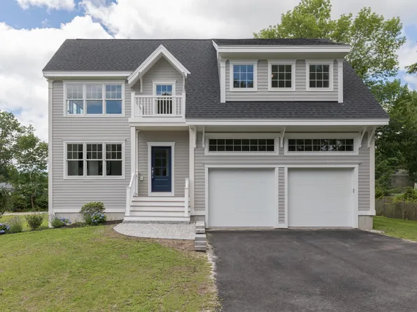 239 Foreside Rd #239A, Falmouth, ME 04105