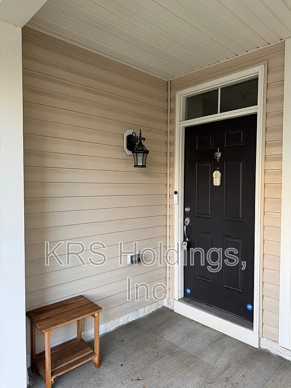 3 bed, 3.5 bath, 1800 sqft, $2,795 — Photo 2