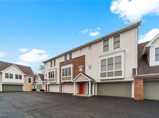 1481 Huntington Ln, Cleveland Heights, OH