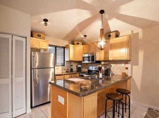 813 Club Dr, Palm Beach Gardens, FL 33418
