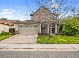 8693 Festival Dr, Elk Grove, CA 95624