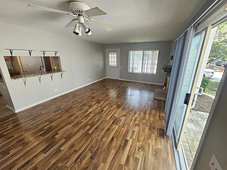 315 Bunker Hill Cir — Photo 4