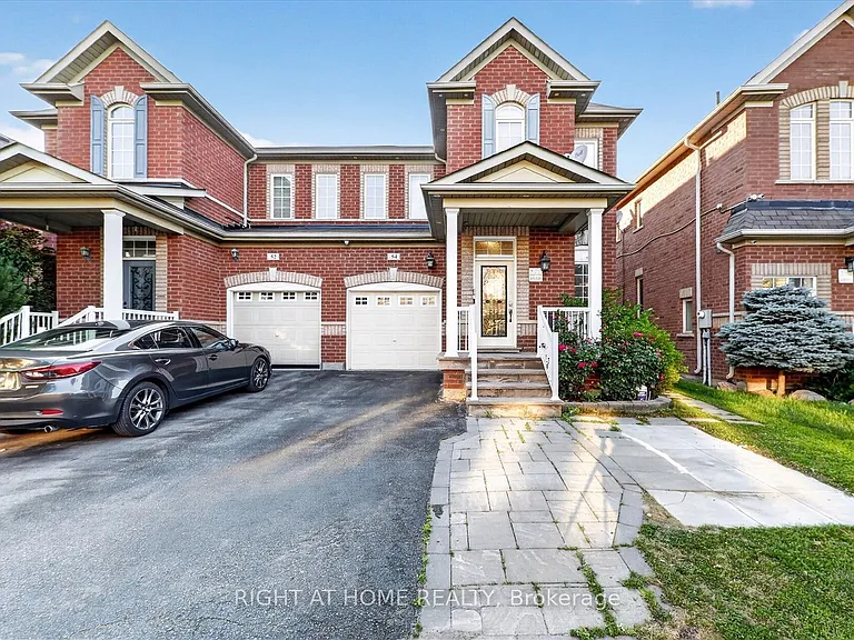 54 Boundbrook Dr — Photo 2