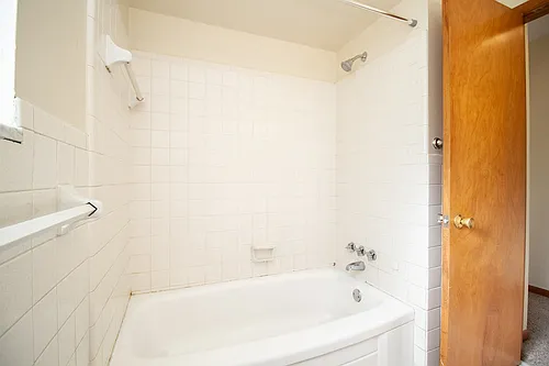 2962 Carskaddon Ave #1 — Photo 10