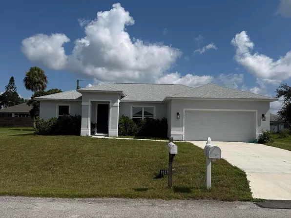 121 Carillo St NE, Palm Bay, FL 32907