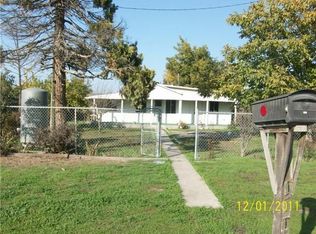 1714 E Foster Dr, Tulare, CA