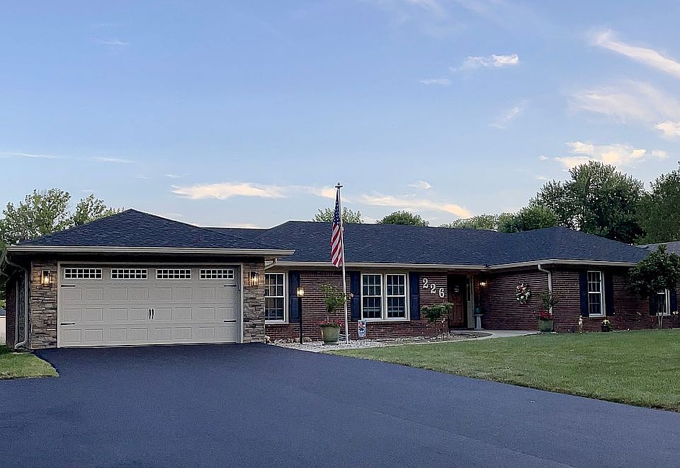 1st image of 226 Baywood Dr