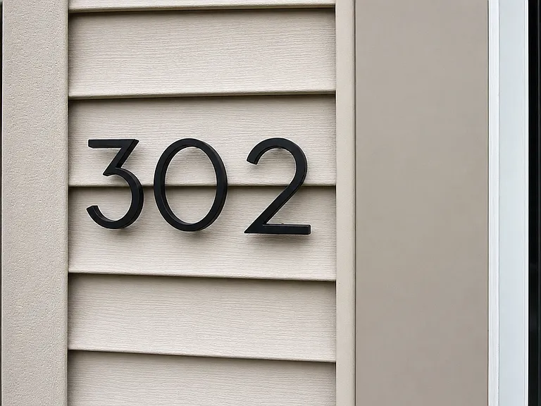 302 Pine St #2 — Photo 12