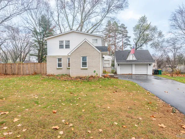 23650 Haynes St, Farmington Hills, MI 48336