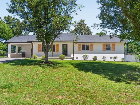30 Big Springs Cir, Algood, TN 38501