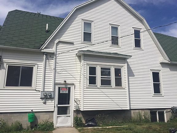 Side of the House Parking Side