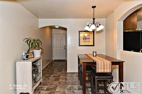 3rd image of 1000 E Bluff View Dr Unit 24