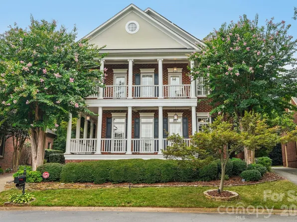 5401 Haynes Hall Pl, Charlotte, NC 28270