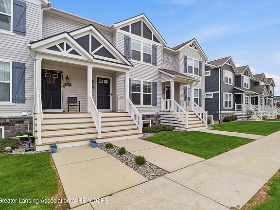 3rd image of 3847 Zaharas Ln #19