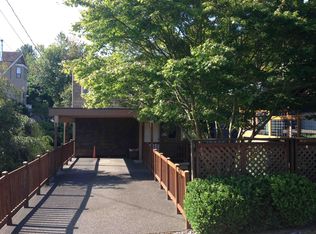 3815 NE 96th St, Seattle, WA 98115