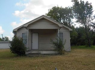 914 W 17th St, Bryan, TX 77803