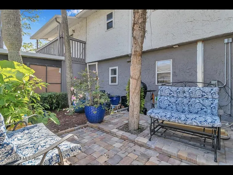 695 A1a N #139 — Photo 21