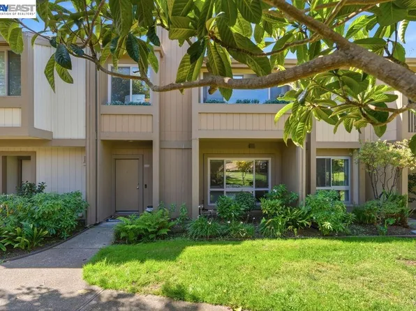 3349 Solomon Ln, Alameda, CA 94502