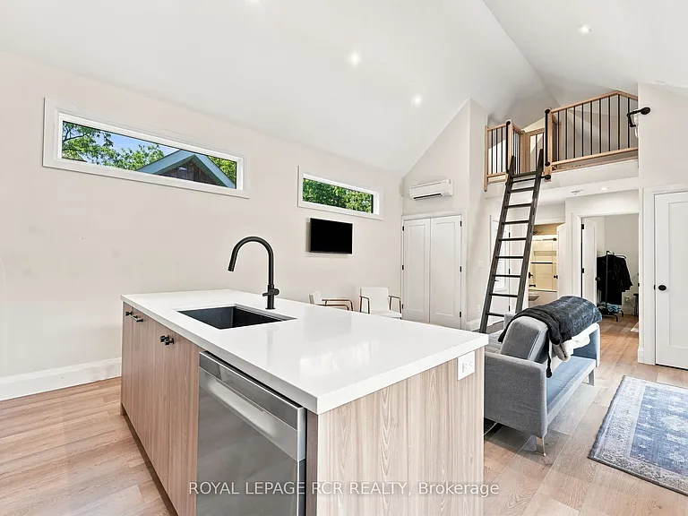 23 Mark St — Photo 6