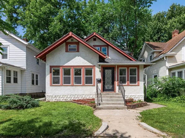 2923 Russell Ave N, Minneapolis, MN 55411